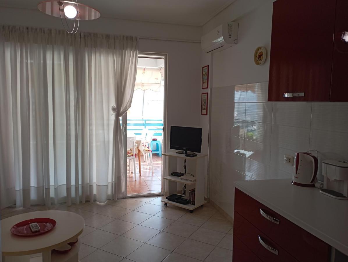 Apartment Alma Sarande Luaran gambar