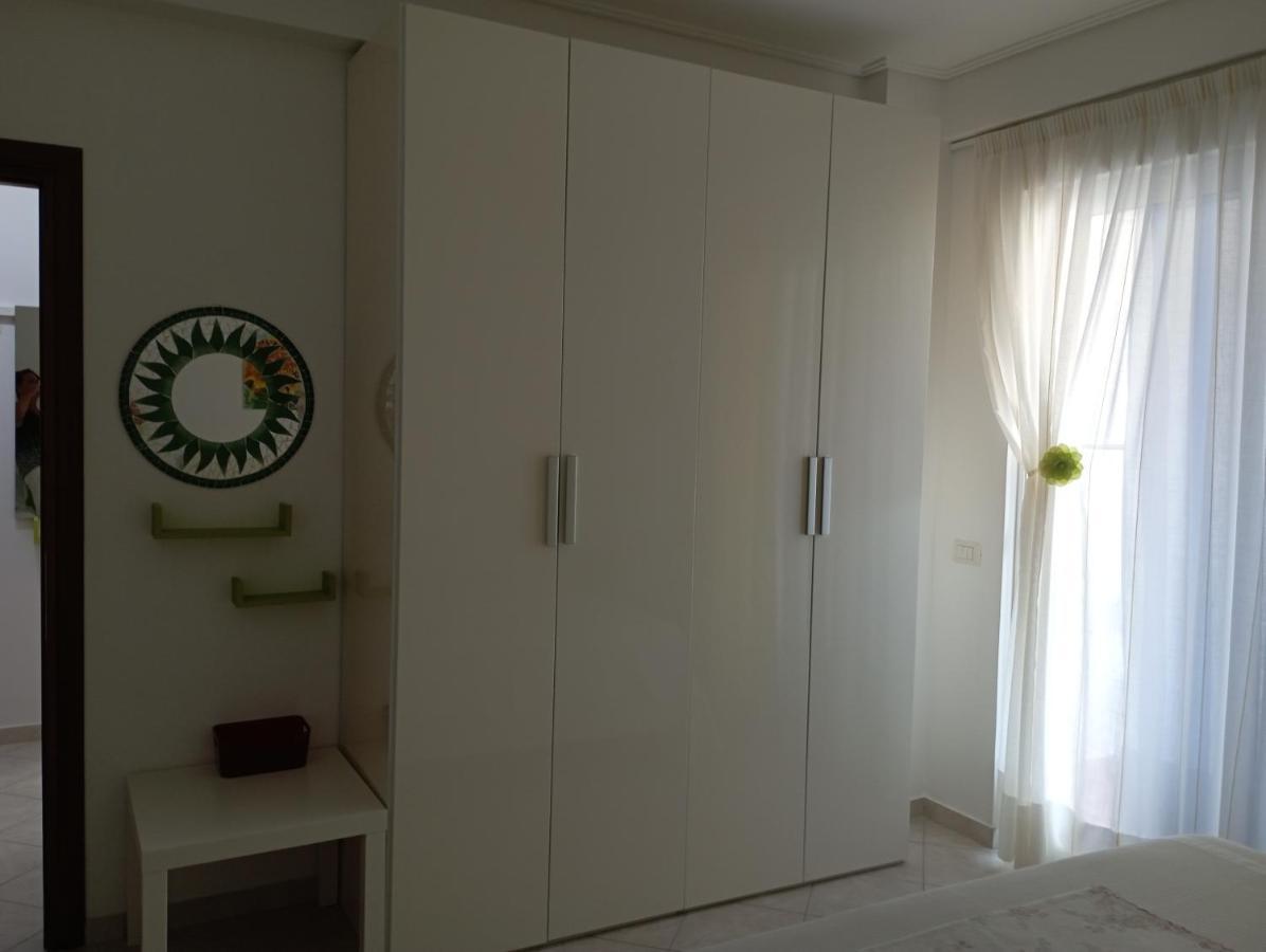 Apartment Alma Sarande Luaran gambar
