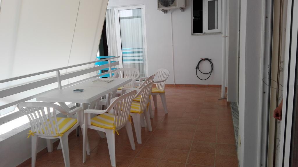 Apartment Alma Sarande Luaran gambar