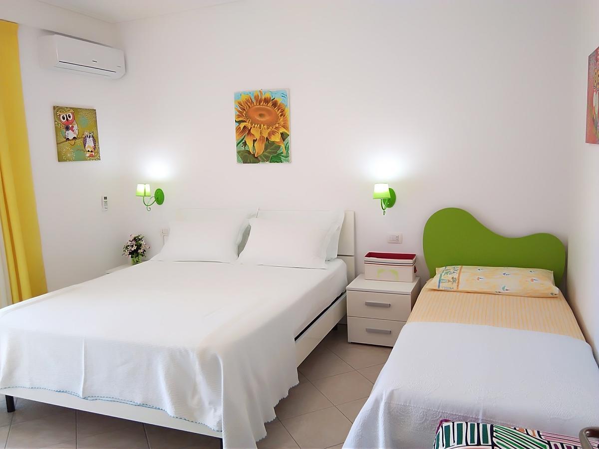 Apartment Alma Sarande Luaran gambar